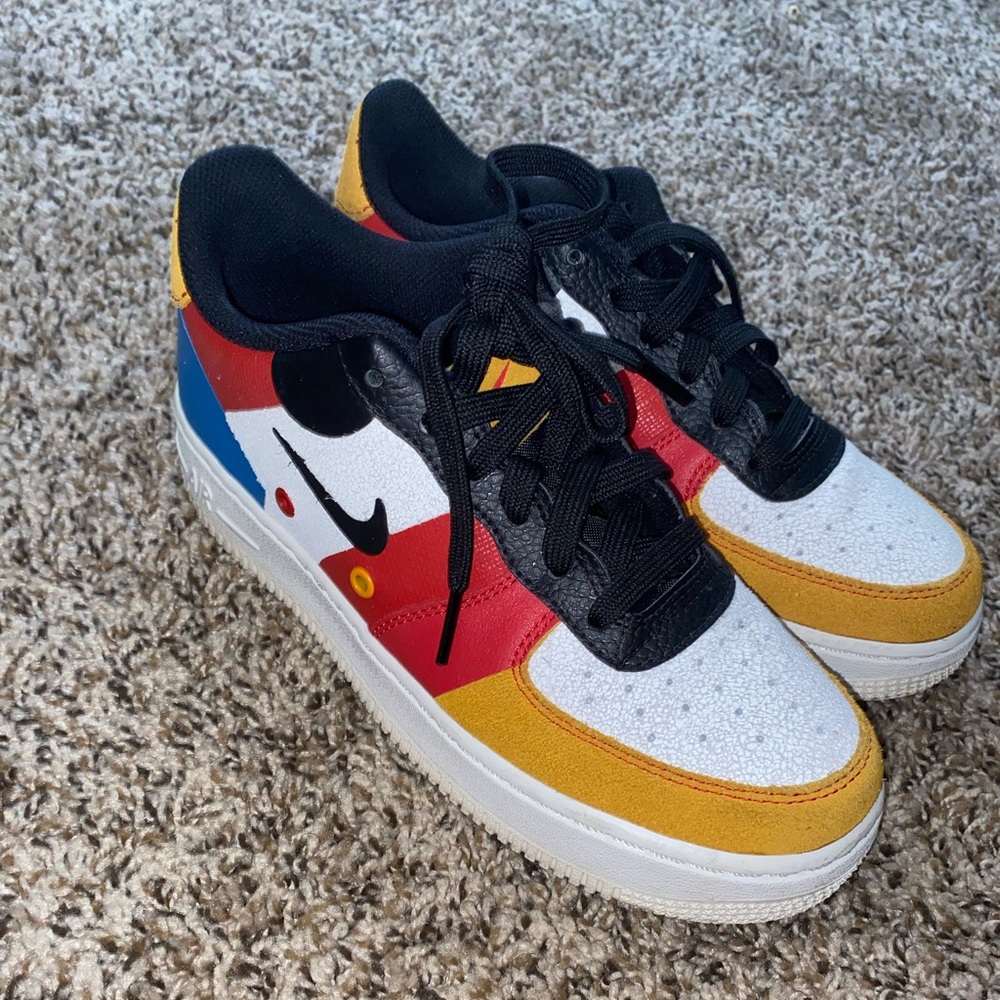 Nike Air Force 1